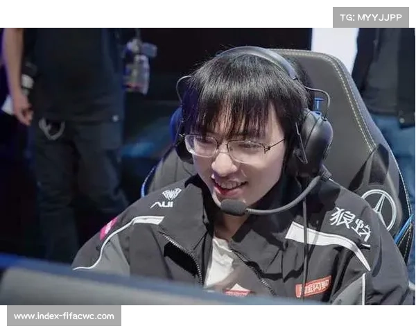 S15瑞士轮第二轮焦点战AL迎战GenG强强对决BLG再遇FNC鏖战升级 S15瑞士轮第二轮焦点战AL迎战GenG强强对决BLG再遇FNC鏖战升级